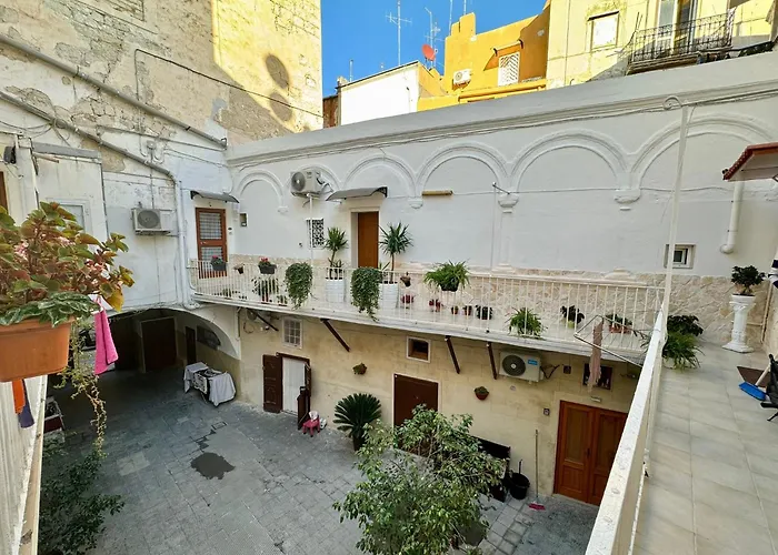 Onny's House Bed & Breakfast 3*